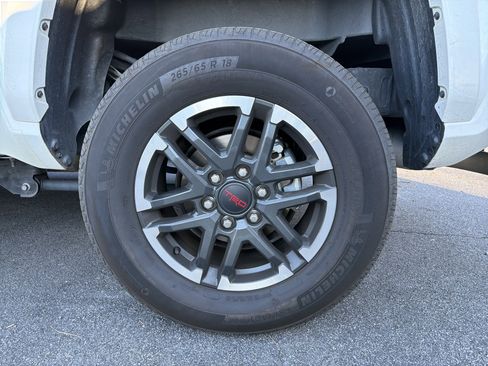 Used 2024 Toyota Tacoma TRD Sport image 15