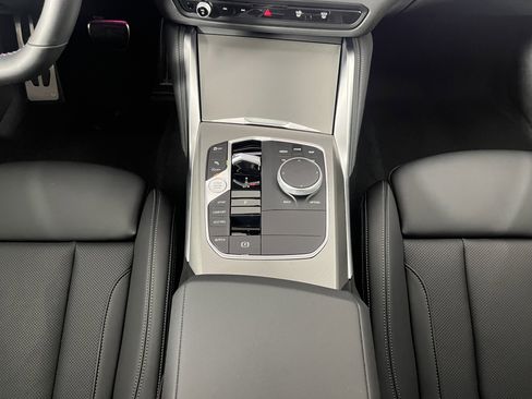 Used 2025 BMW M240i xDrive Coupe w/ Premium Package image 16