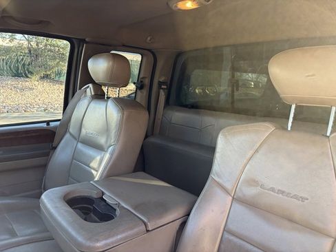 Used 2004 Ford F250 Lariat image 17