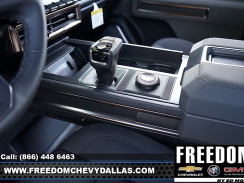 New 2025 GMC Hummer EV 3X image 36