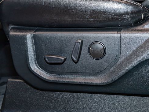Used 2021 Ford F250 Lariat image 24