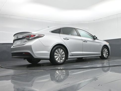 Used 2016 Hyundai Sonata SE image 52