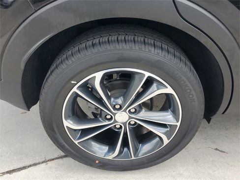 Certified 2023 Buick Encore GX Select image 7