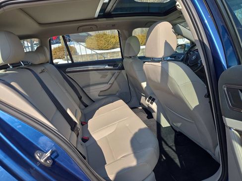 Used 2017 Volkswagen Golf Alltrack SE image 26