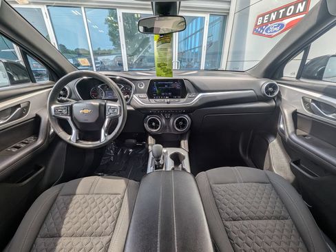 Used 2022 Chevrolet Blazer LT FWD image 13
