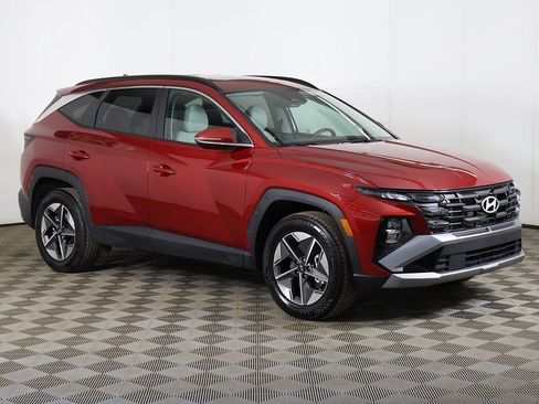 Used 2025 Hyundai Tucson SEL AWD/4WD image 56