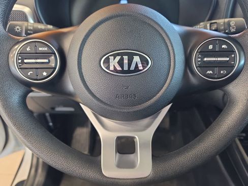 Used 2024 Kia Soul LX w/ Option Group 015 FWD image 18