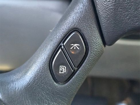 Used 2003 GMC Sierra 2500 SLT w/ SLT Preferred Equipment Group image 69