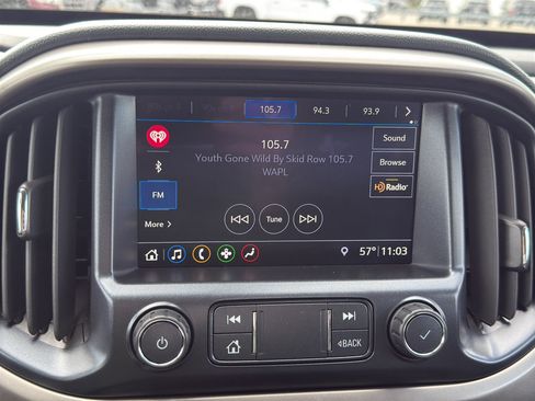 Used 2019 Chevrolet Colorado Z71 AWD/4WD image 18