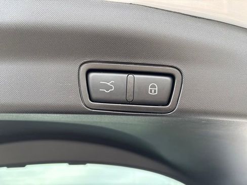 Used 2024 Alfa Romeo Stelvio Sprint image 3