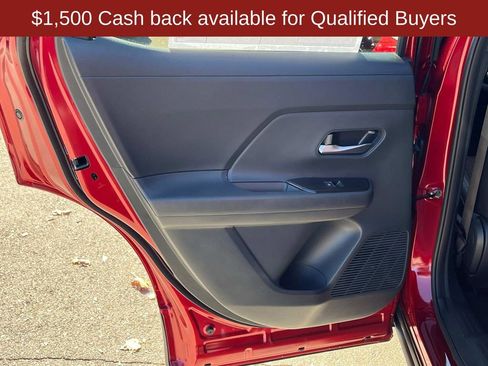 New 2026 Nissan Kicks SR w/ Cold Weather Package image 21