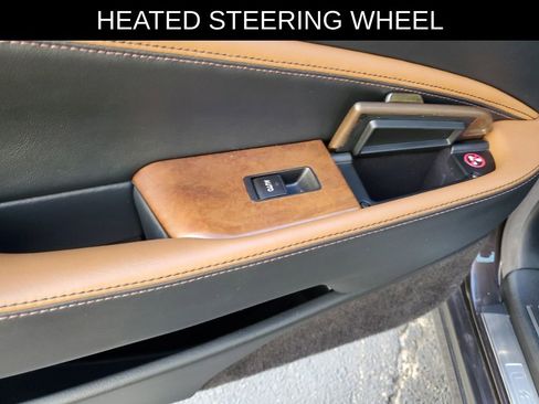 Used 2015 Lexus LS 460 AWD w/ Comfort Package image 12