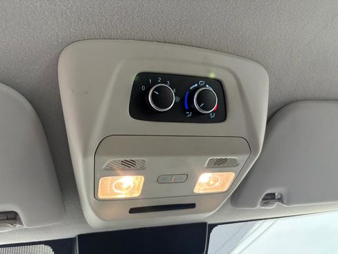 Used 2021 Ford Transit 350 XLT image 19