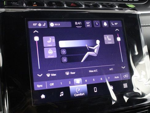 New 2025 Jeep Grand Cherokee Altitude image 36