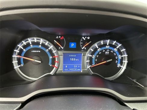 Used 2016 Toyota 4Runner SR5 Premium image 15