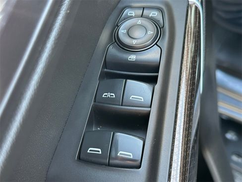 Used 2021 Chevrolet Silverado 1500 LT Trail Boss w/ Bed Protection Package image 23