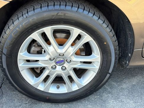 Used 2015 Volvo XC60 T5 image 26