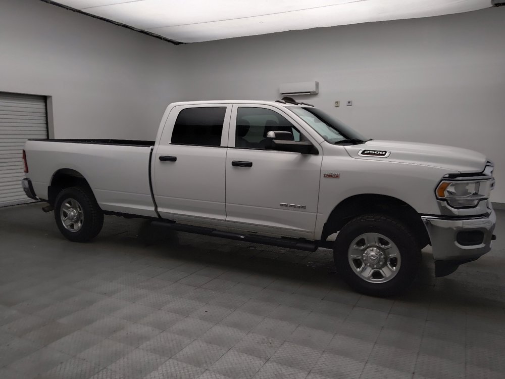 Used 2022 RAM 2500 Tradesman w/ Chrome Appearance Group AWD/4WD image 11