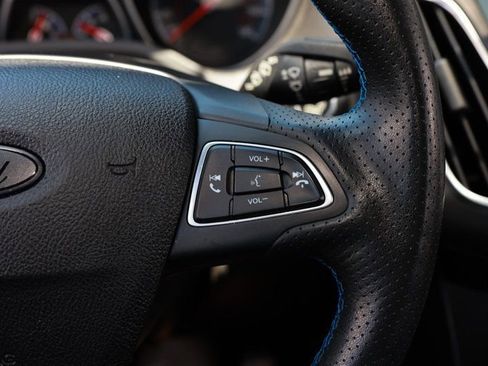 Used 2016 Ford Focus RS AWD/4WD image 30