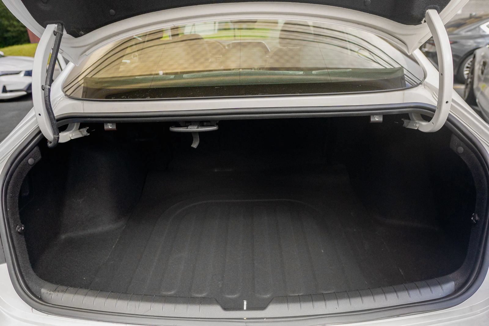Used 2023 Hyundai Sonata SEL Plus w/ Cargo Package FWD image 6