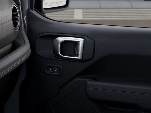 New 2026 Jeep Wrangler Unlimited Rubicon w/ Technology Group image 25