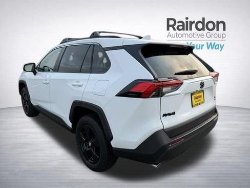 Used 2020 Toyota RAV4 XLE w/ All Weather Liner Package AWD/4WD image 5