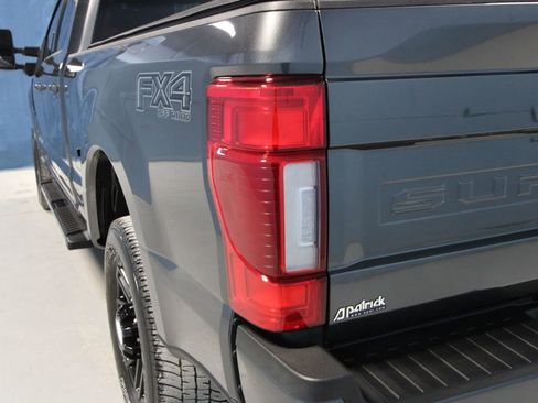 Used 2020 Ford F350 Lariat image 39