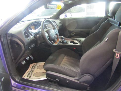 Used 2023 Dodge Challenger R/T Scat Pack RWD image 9