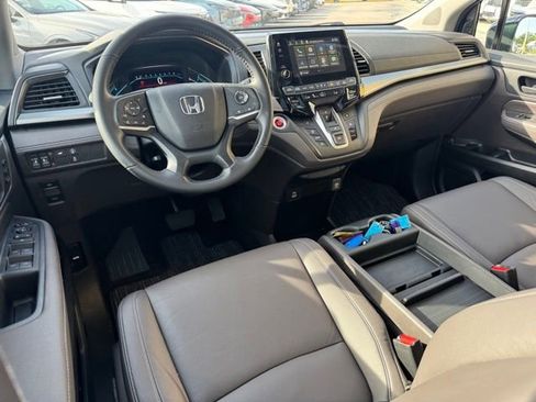 Used 2023 Honda Odyssey EX-L image 11