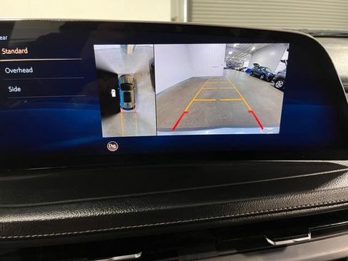 Used 2025 Cadillac XT4 Premium Luxury FWD image 28