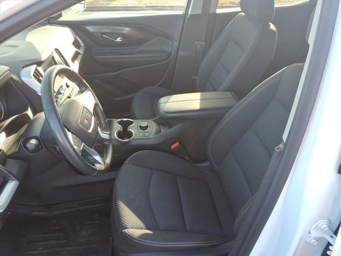 Certified 2024 GMC Terrain SLE w/ Driver Convenience Package image 25