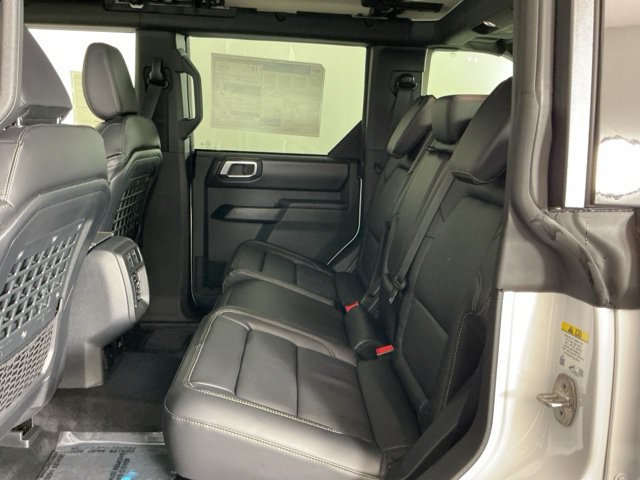 Used 2025 Ford Bronco Badlands AWD/4WD image 29