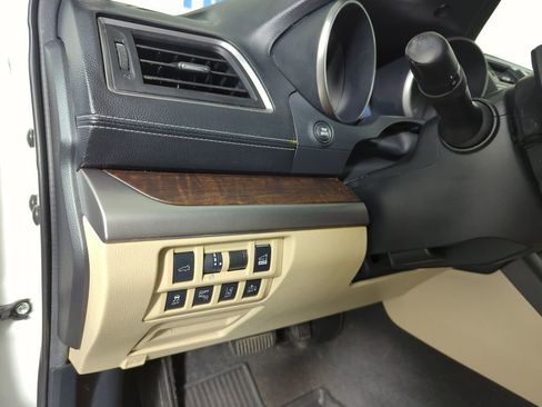 Used 2019 Subaru Outback 2.5i Limited image 26