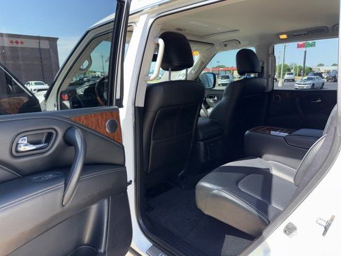Used 2018 INFINITI QX80 2WD w/ Driver Assistance Package image 12