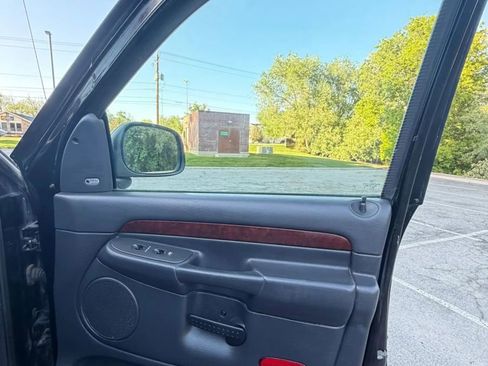 Used 2003 Dodge Ram 1500 Truck 4x4 Quad Cab image 16
