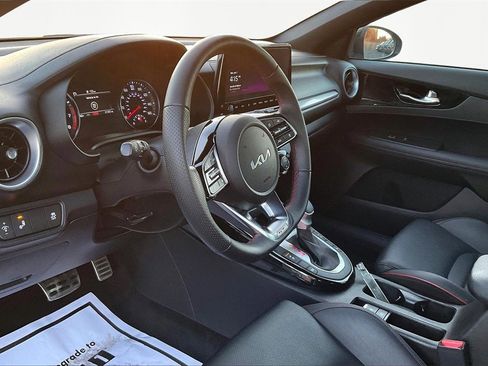 Used 2024 Kia Forte GT w/ GT2 Package image 19