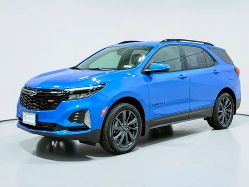 Used 2024 Chevrolet Equinox RS w/ RS Leather Package AWD/4WD image 7