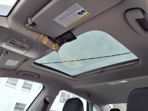 New 2026 Volkswagen Jetta SE image 8