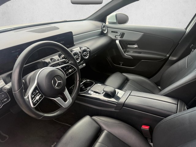 Used 2020 Mercedes-Benz A 220 image 8