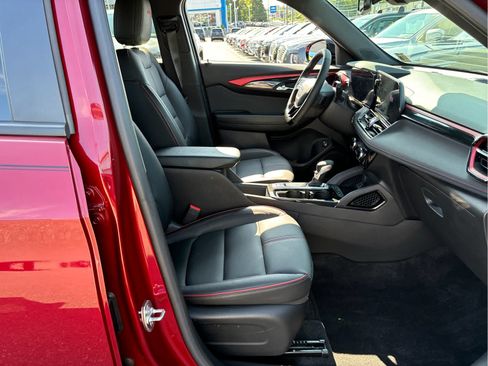 Certified 2024 Chevrolet TrailBlazer RS w/ Convenience Package AWD/4WD image 20