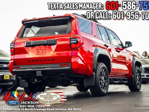 Used 2025 Toyota 4Runner SR5 image 5