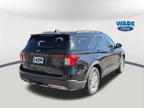 New 2026 Ford Explorer Active w/ Active Comfort Package image 5