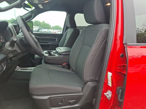 Used 2026 RAM 2500 Big Horn AWD/4WD image 13