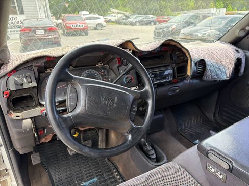 Used 2001 Dodge Ram 1500 Truck 4x4 Quad Cab image 8