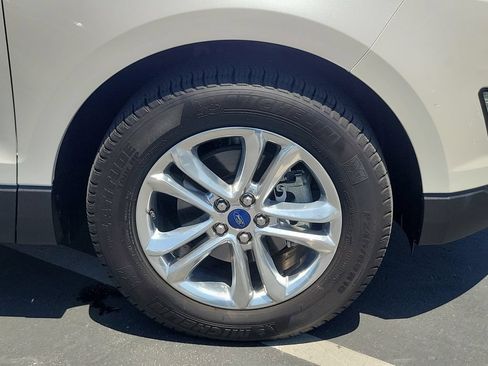 Used 2016 Ford Edge SEL w/ Equipment Group 201A FWD image 6