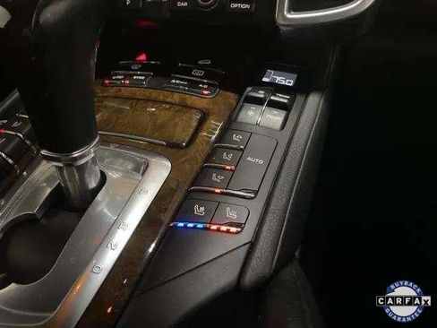 Used 2014 Porsche Cayenne S image 46
