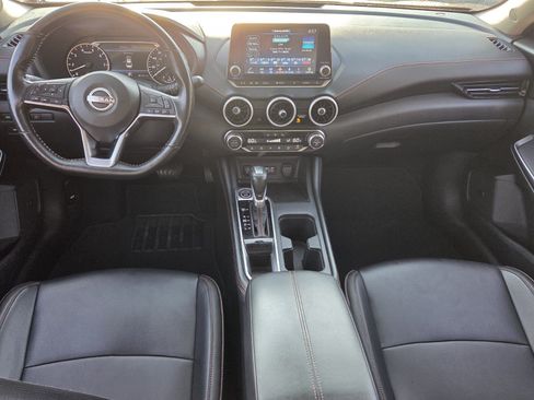 Used 2025 Nissan Sentra SR w/ SR Premium Package FWD image 16