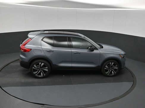Used 2023 Volvo XC40 B5 Plus w/ Driver Assist Package AWD/4WD image 50