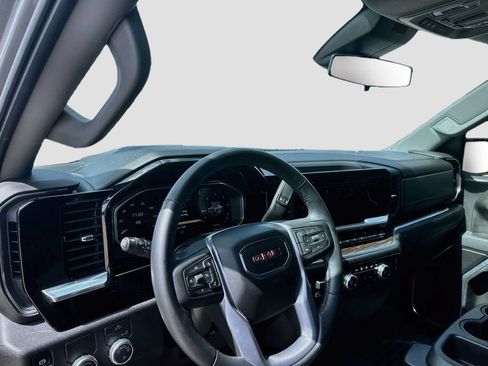 Used 2026 GMC Sierra 1500 SLE w/ Preferred Package RWD image 11