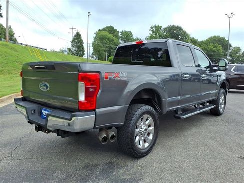 Used 2018 Ford F250 Lariat w/ Lariat Ultimate Package AWD/4WD image 3